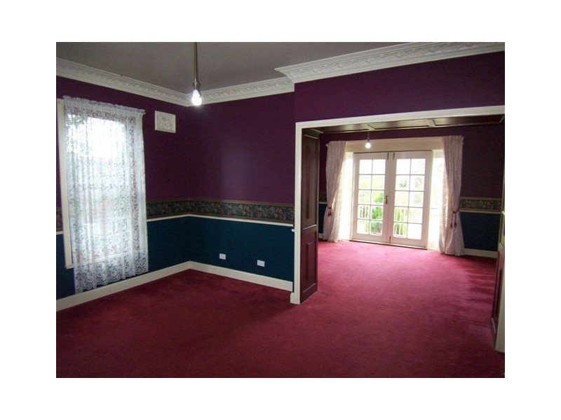 19 Hurst Street, Goulburn NSW 2580