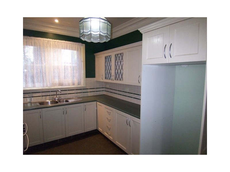 19 Hurst Street, Goulburn NSW 2580