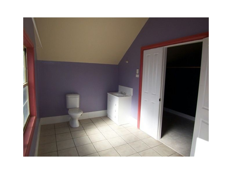 19 Hurst Street, Goulburn NSW 2580