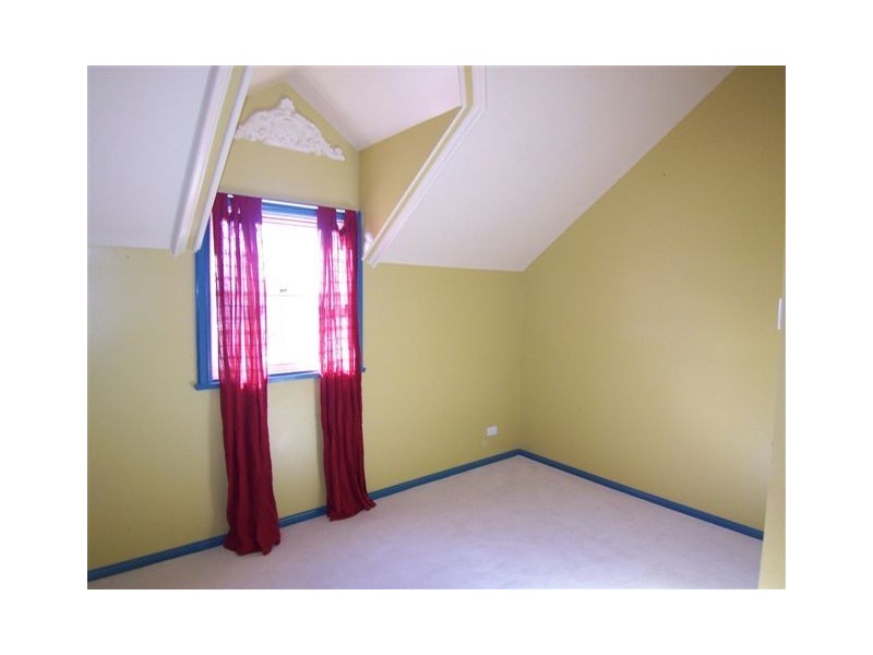 19 Hurst Street, Goulburn NSW 2580