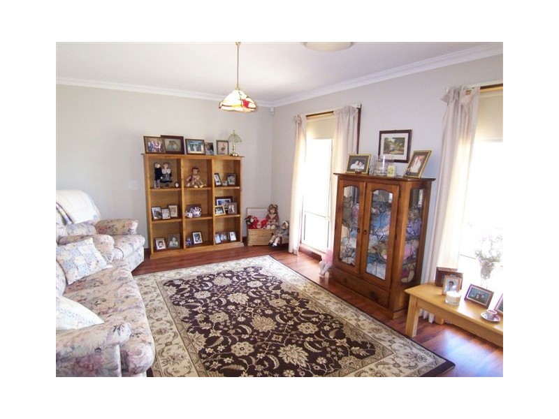 6 Bonnett Drive, Goulburn NSW 2580