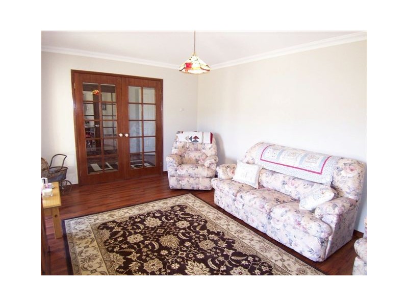 6 Bonnett Drive, Goulburn NSW 2580