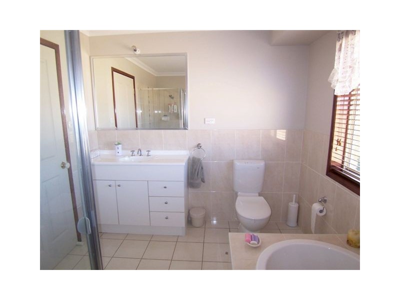 6 Bonnett Drive, Goulburn NSW 2580