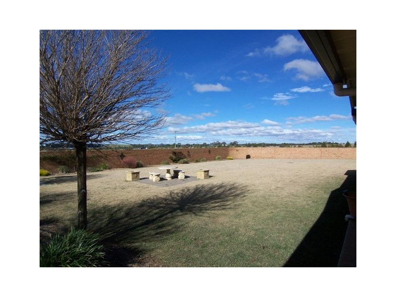 6 Bonnett Drive, Goulburn NSW 2580