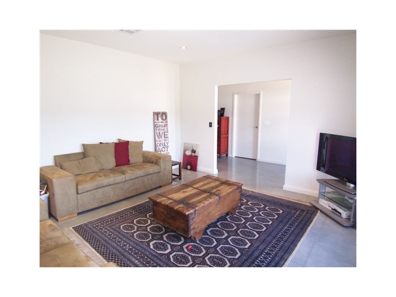4 Clancy Place, Goulburn NSW 2580
