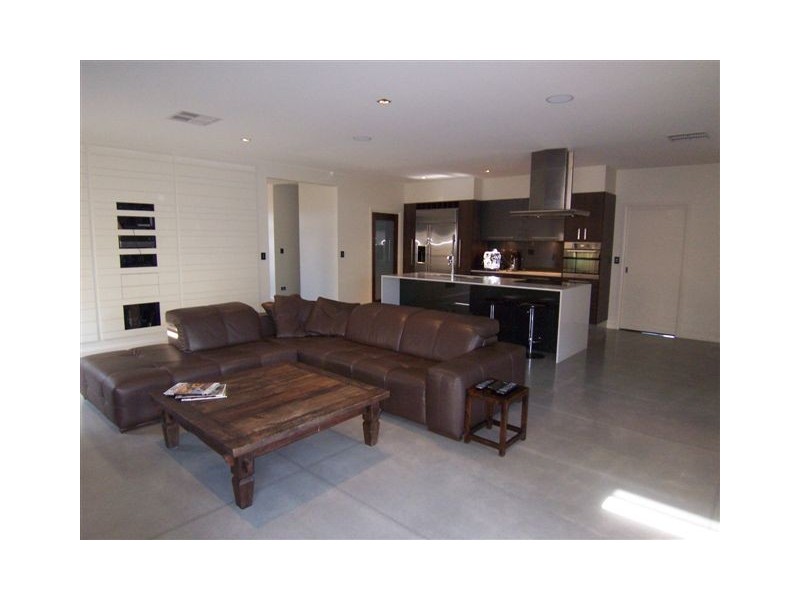 4 Clancy Place, Goulburn NSW 2580