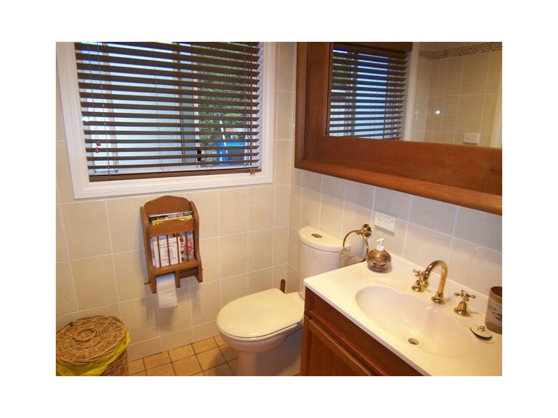 24 Paradise Place, Goulburn NSW 2580