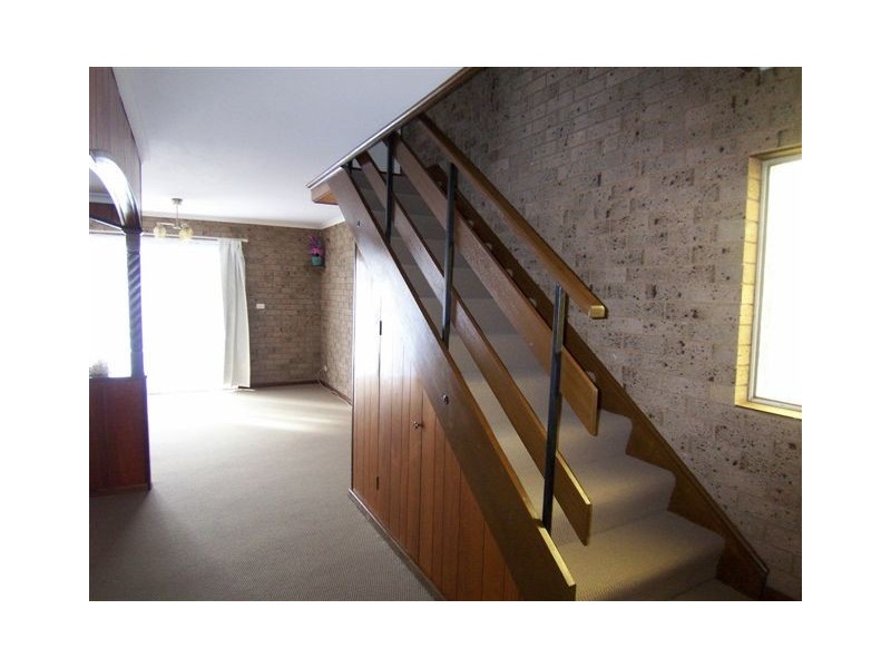 10/85-93 Victoria Street, Goulburn NSW 2580