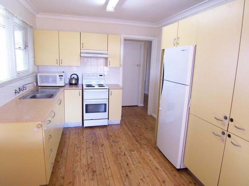 49 Cathcart Street, Goulburn NSW 2580