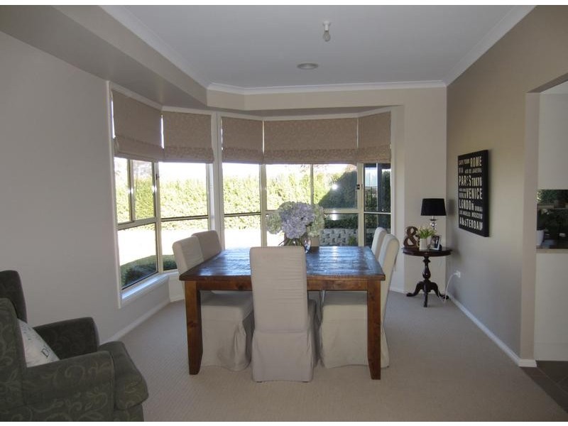 43 Bonnett Drive, Goulburn NSW 2580