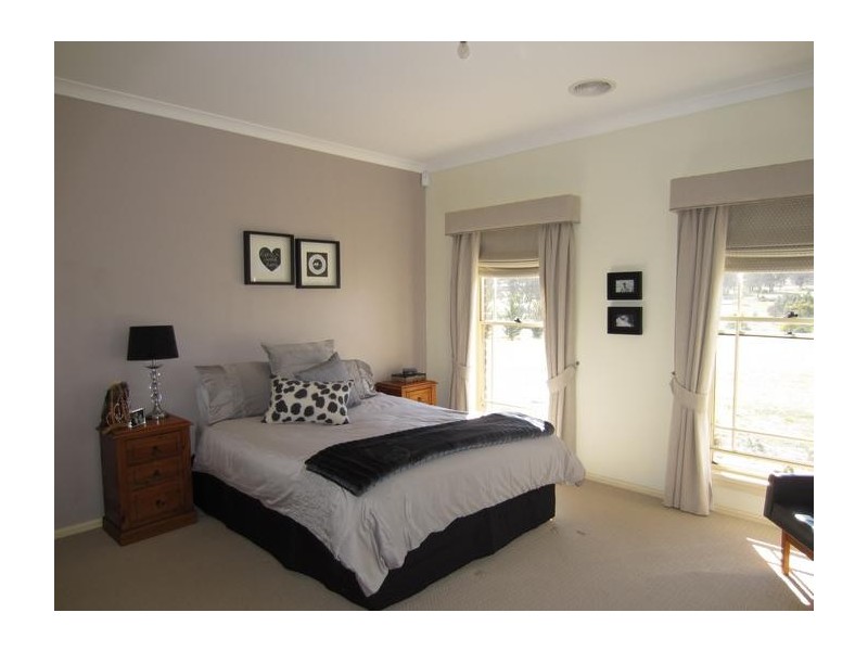 43 Bonnett Drive, Goulburn NSW 2580