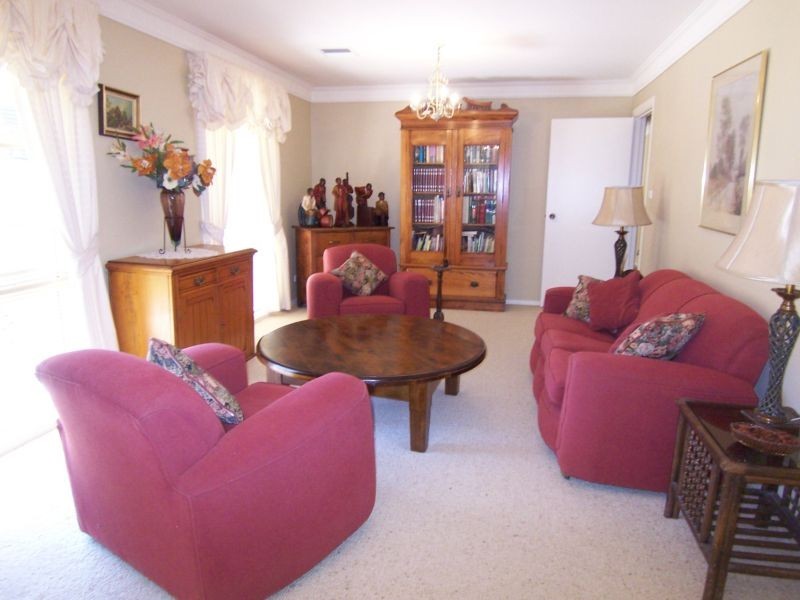 33 Run O Waters Drive, Goulburn NSW 2580