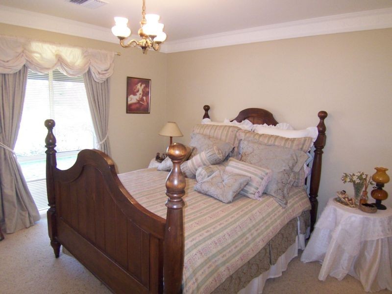 33 Run O Waters Drive, Goulburn NSW 2580