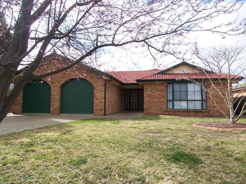 21 Paradise Place, Goulburn NSW 2580