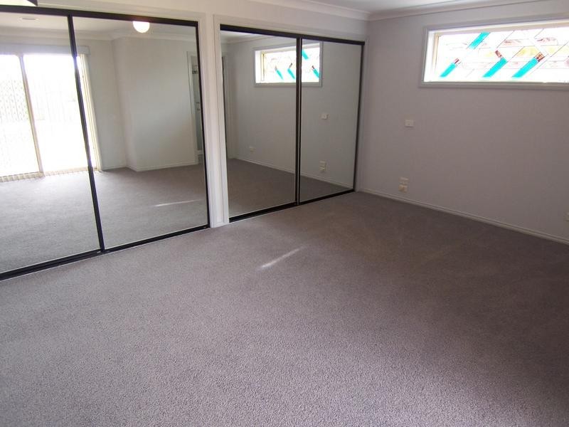 21 Paradise Place, Goulburn NSW 2580