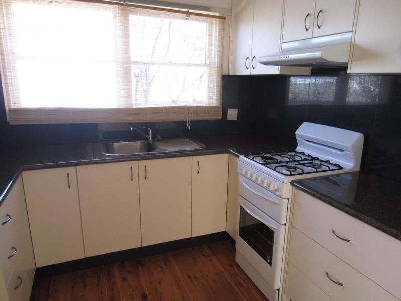 10 Gibson Street, Goulburn NSW 2580