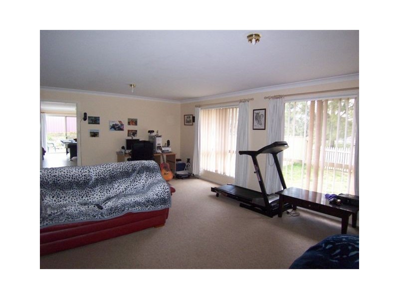 26 Endeavour Avenue, Goulburn NSW 2580