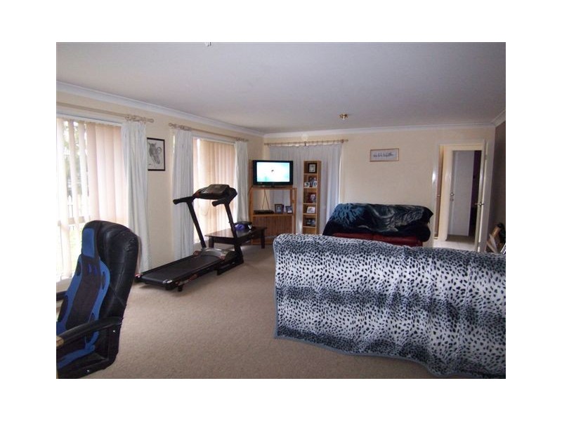 26 Endeavour Avenue, Goulburn NSW 2580