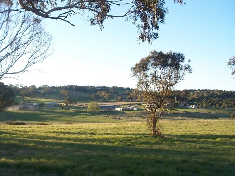 76 Greendale Crescent, Goulburn NSW 2580