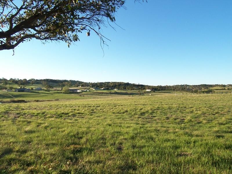 76 Greendale Crescent, Goulburn NSW 2580