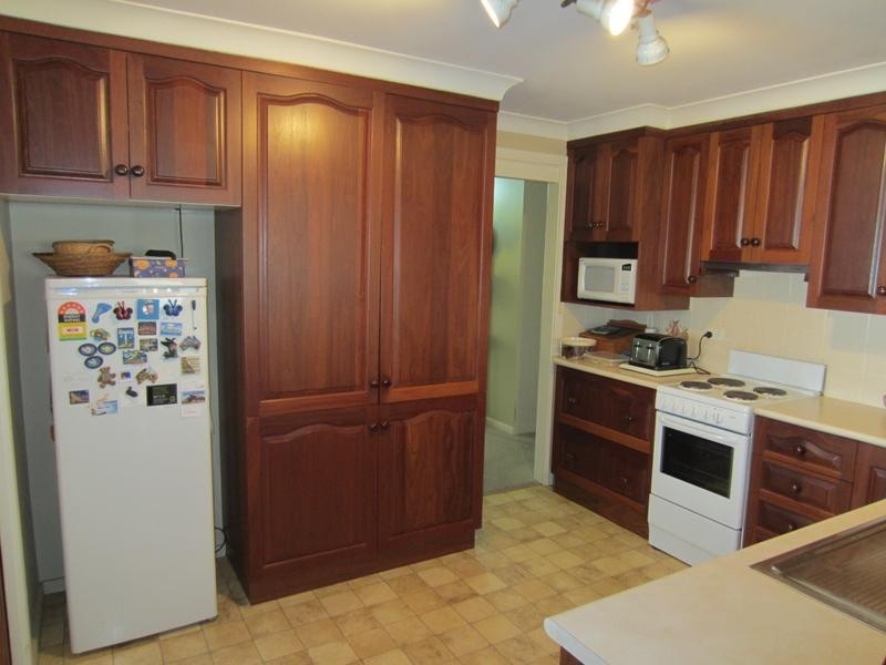 11 Bradford Drive, Goulburn NSW 2580