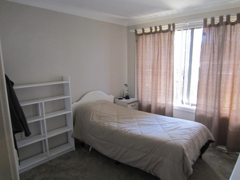 11 Bradford Drive, Goulburn NSW 2580