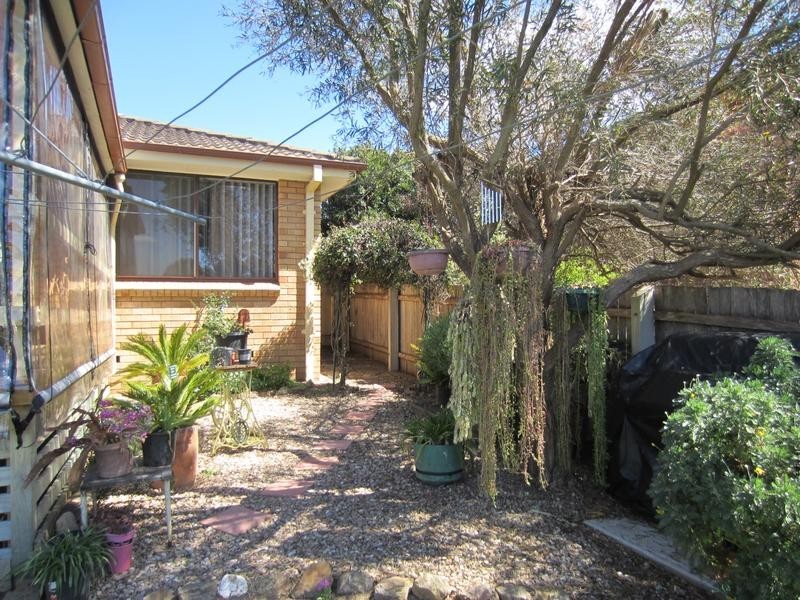 11 Bradford Drive, Goulburn NSW 2580