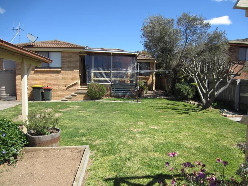 11 Bradford Drive, Goulburn NSW 2580