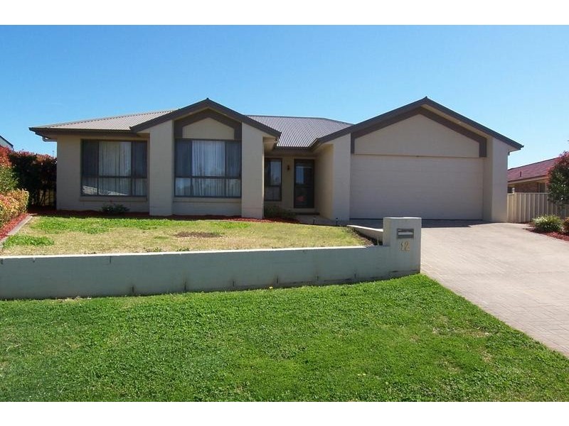 12 James Place, Goulburn NSW 2580