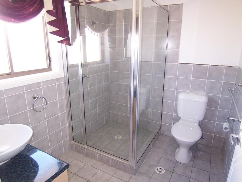 12 James Place, Goulburn NSW 2580