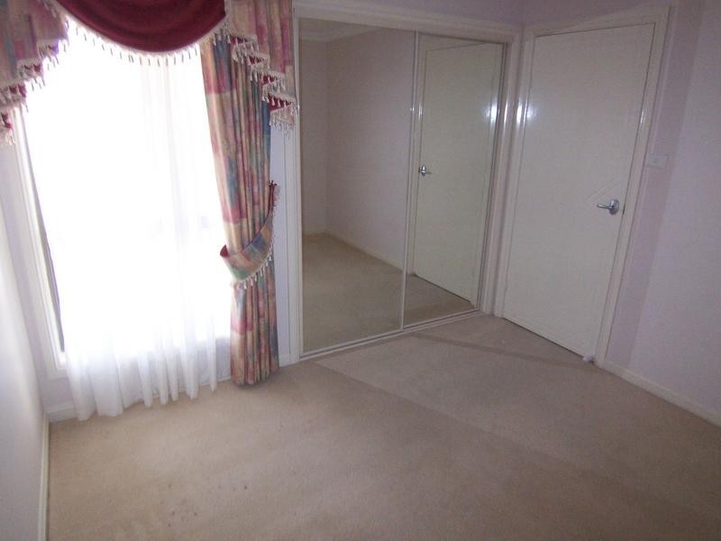 12 James Place, Goulburn NSW 2580