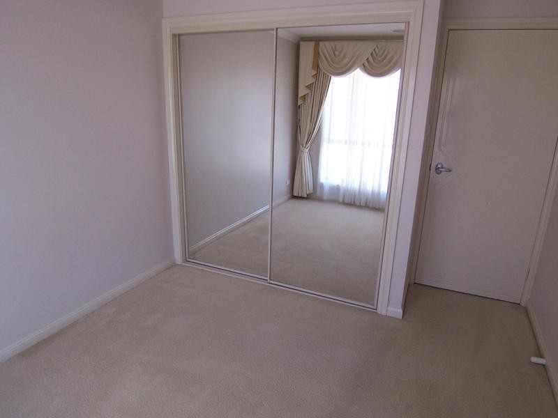 12 James Place, Goulburn NSW 2580