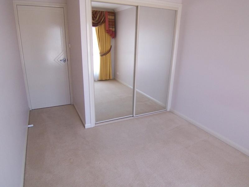 12 James Place, Goulburn NSW 2580