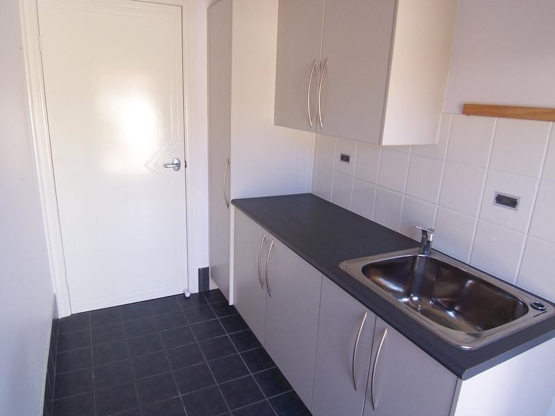 12 James Place, Goulburn NSW 2580