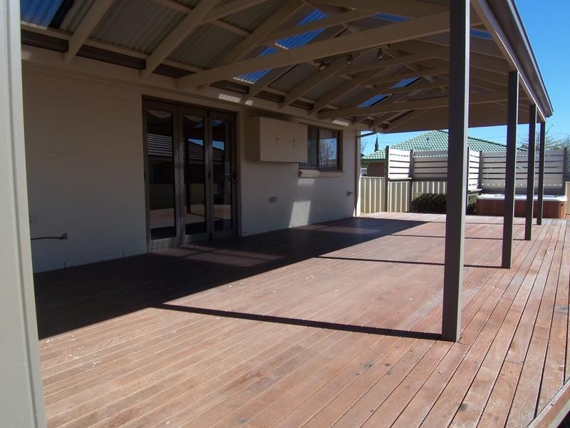 12 James Place, Goulburn NSW 2580