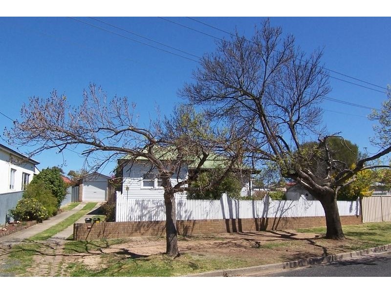 22 Elizabeth Street, Goulburn NSW 2580