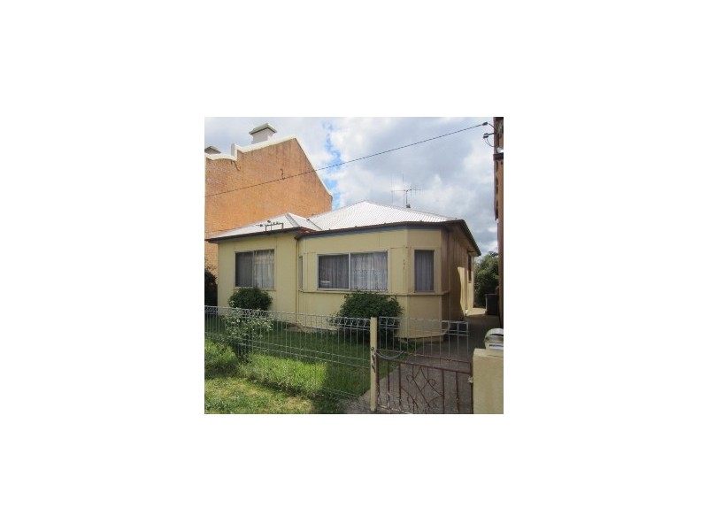 151 Clifford Street, Goulburn NSW 2580