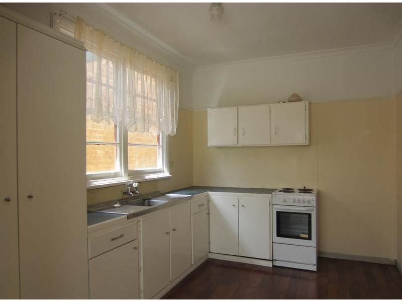 151 Clifford Street, Goulburn NSW 2580