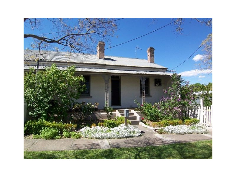 11 Mayor Street, Goulburn NSW 2580