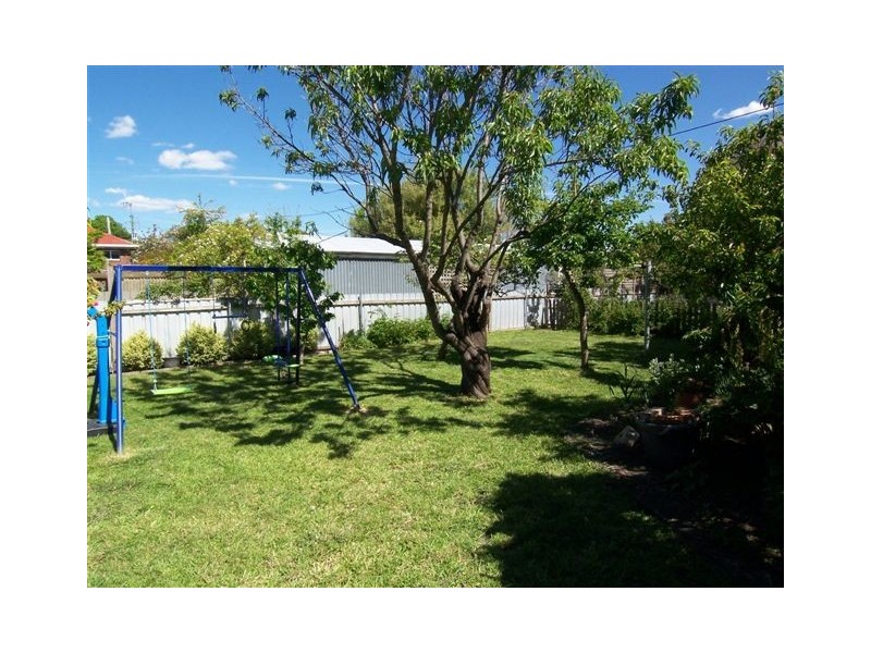 11 Mayor Street, Goulburn NSW 2580