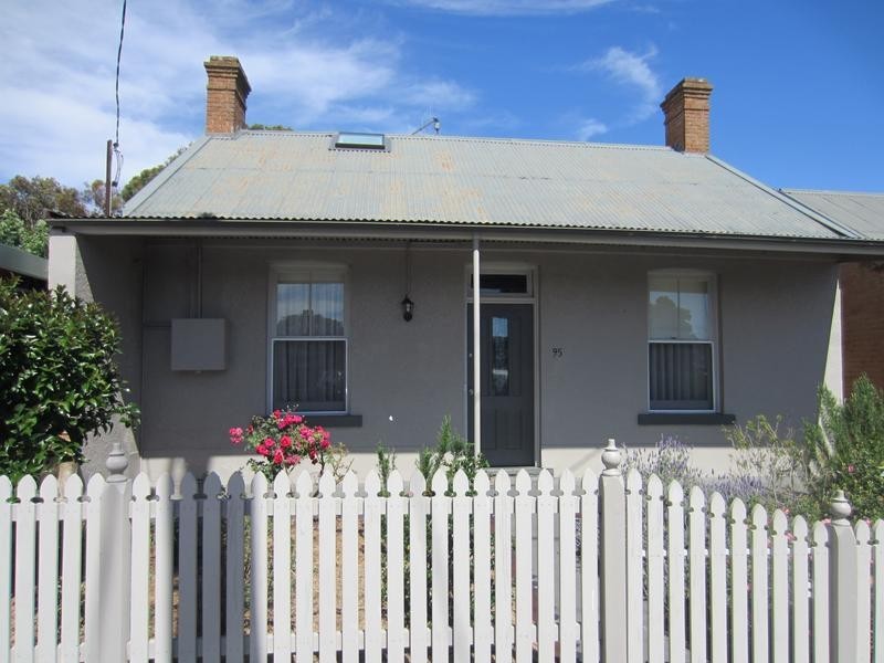 95 Faithfull Street, Goulburn NSW 2580