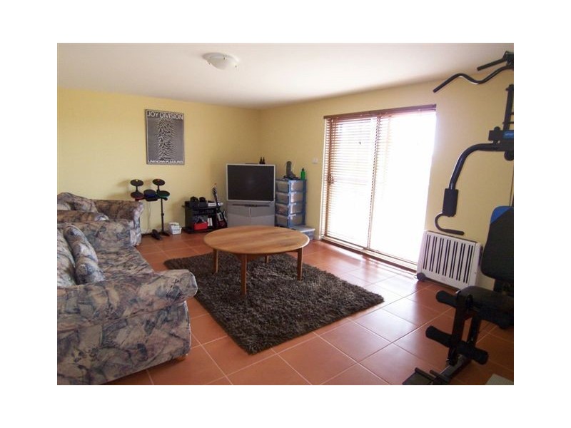 24 Ada Street, Goulburn NSW 2580