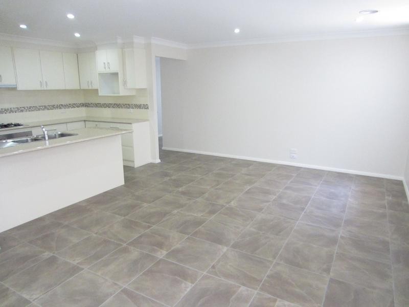 48 Ivy Lea Place, Goulburn NSW 2580