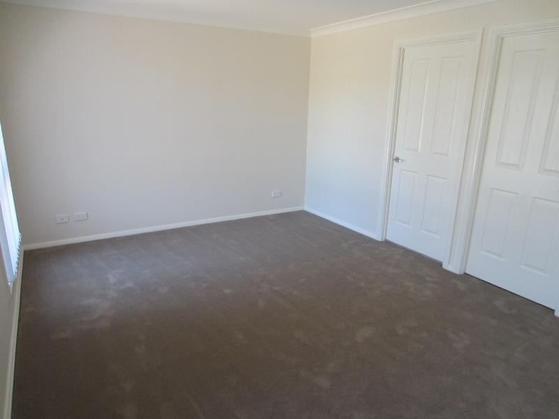 48 Ivy Lea Place, Goulburn NSW 2580