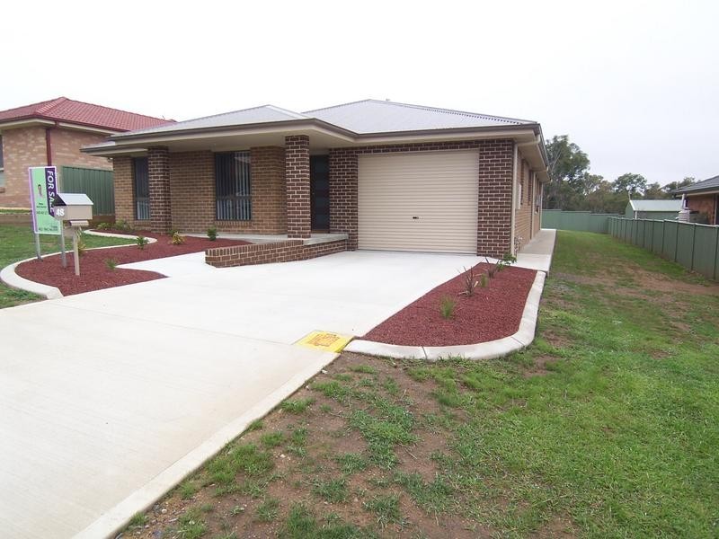 48 Ivy Lea Place, Goulburn NSW 2580