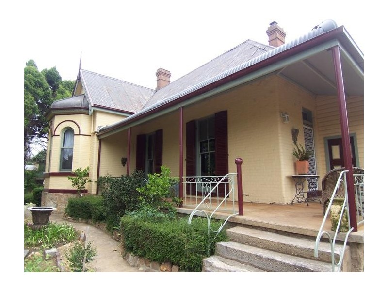 17 Hovell Street, Goulburn NSW 2580