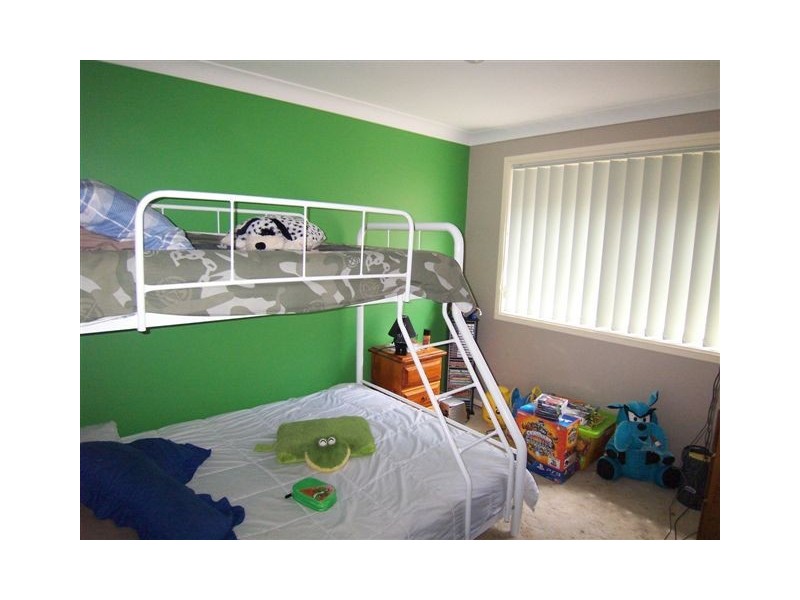 4 Joanna Place, Goulburn NSW 2580