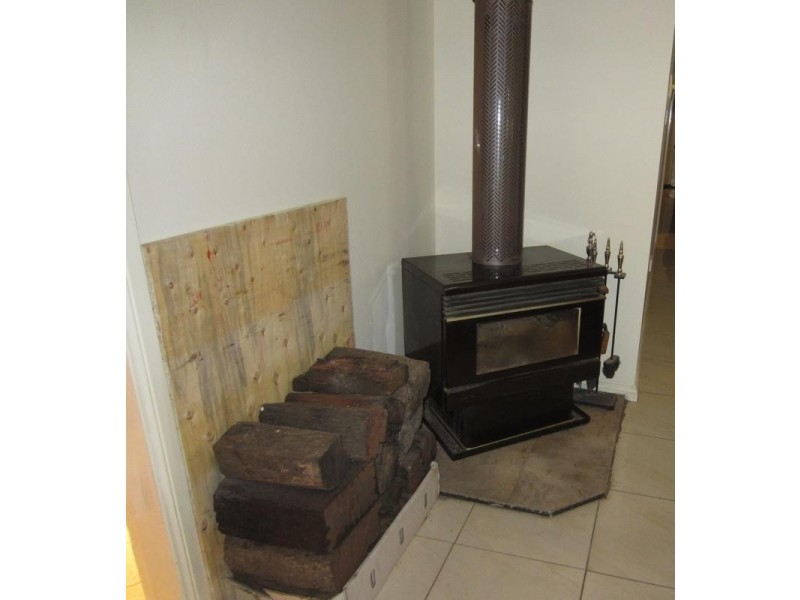 328 Tiyces Lane, Goulburn NSW 2580