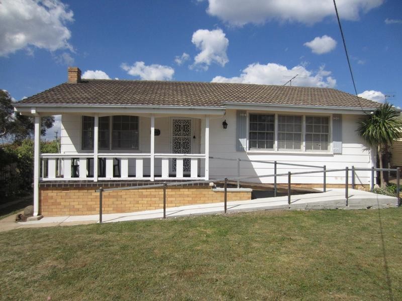 45 Hoskins Street, Goulburn NSW 2580