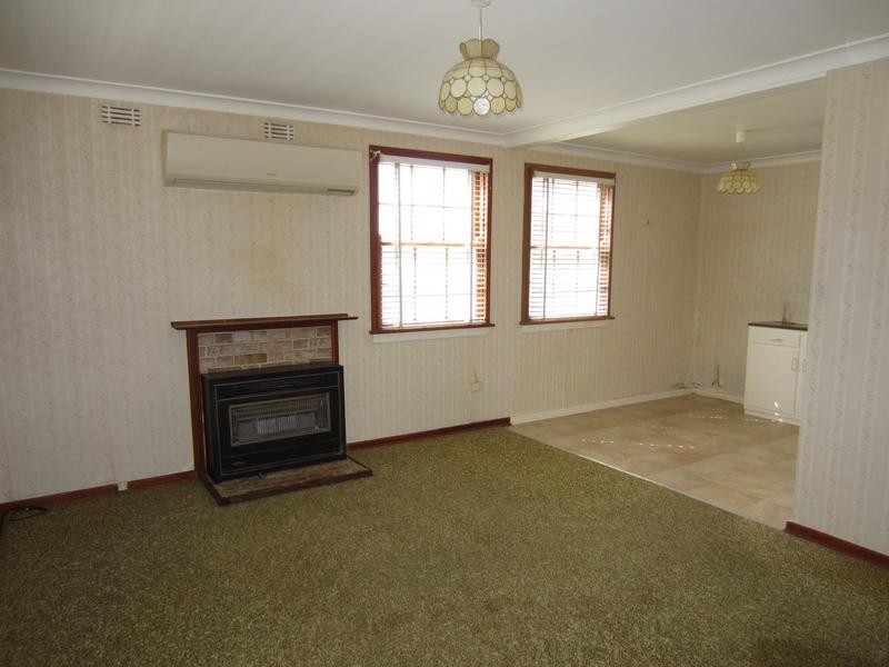 45 Hoskins Street, Goulburn NSW 2580